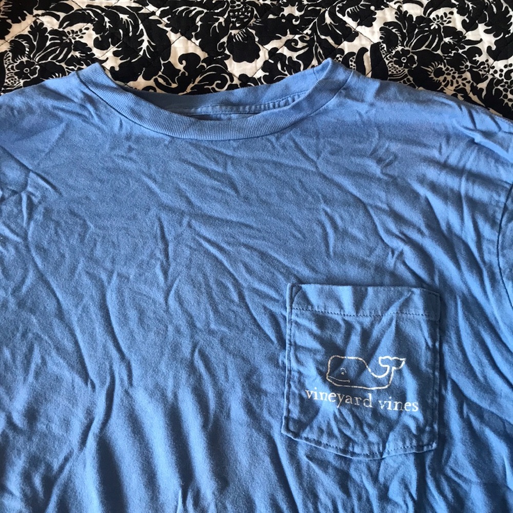 Blue vineyard vines long sleeve shirt